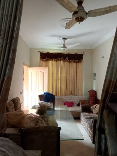5 MARLA DOUBLE UNIT DOUBLE KITCHEN HOUSE FOR SALE IN JOHAR TOWN