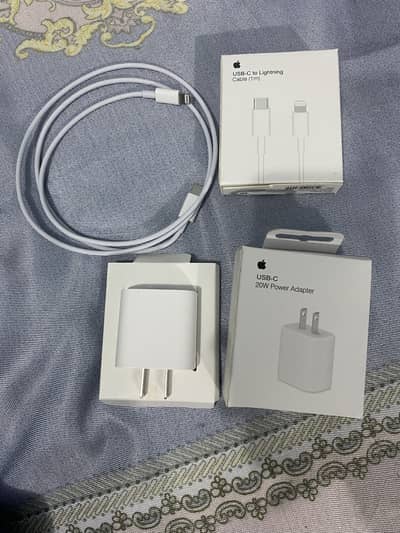 20w Iphone Charger With Type C To Lightning Cable