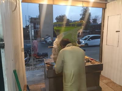Juice Shop on monthly Theka (contract) - Main Murree Road Liaquat Bagh