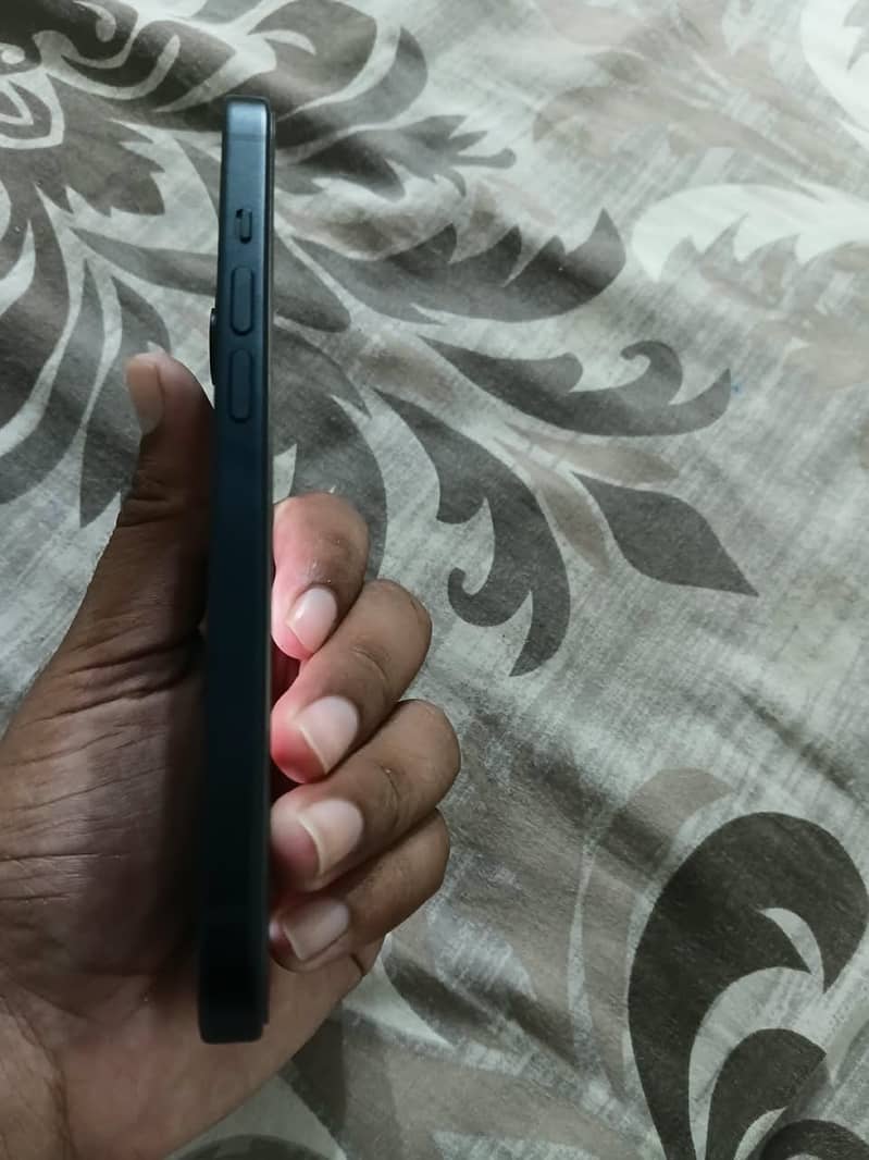Apple iPhone 15 1