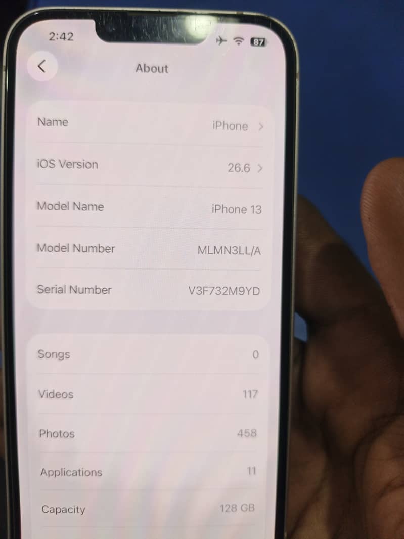 Apple iPhone 13 4
