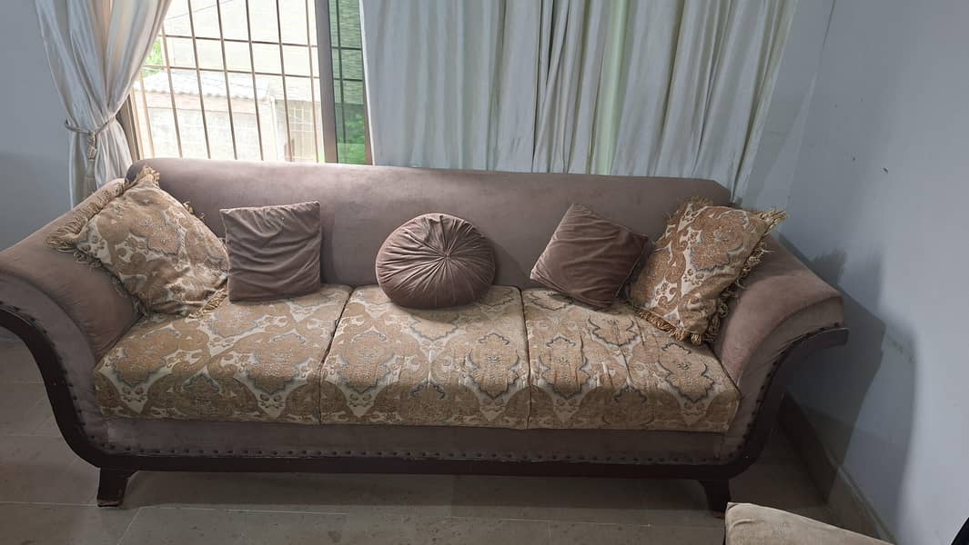 7 seater Sofa set 0