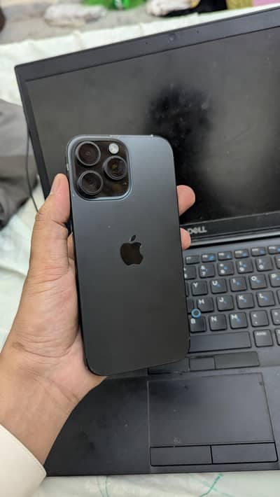 Apple iPhone 16 Pro Max