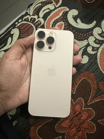 Apple iPhone 16 Pro Max