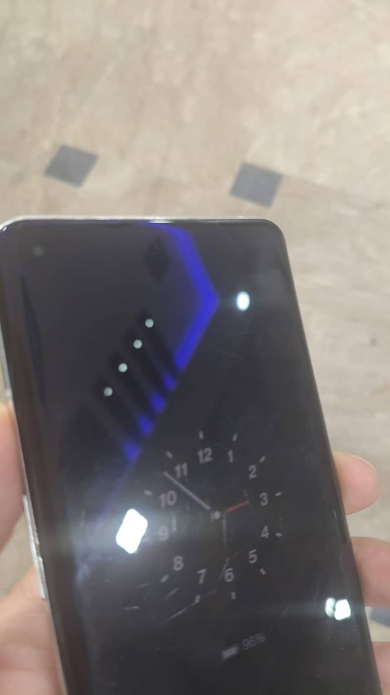 One Plus 10 Pro 6