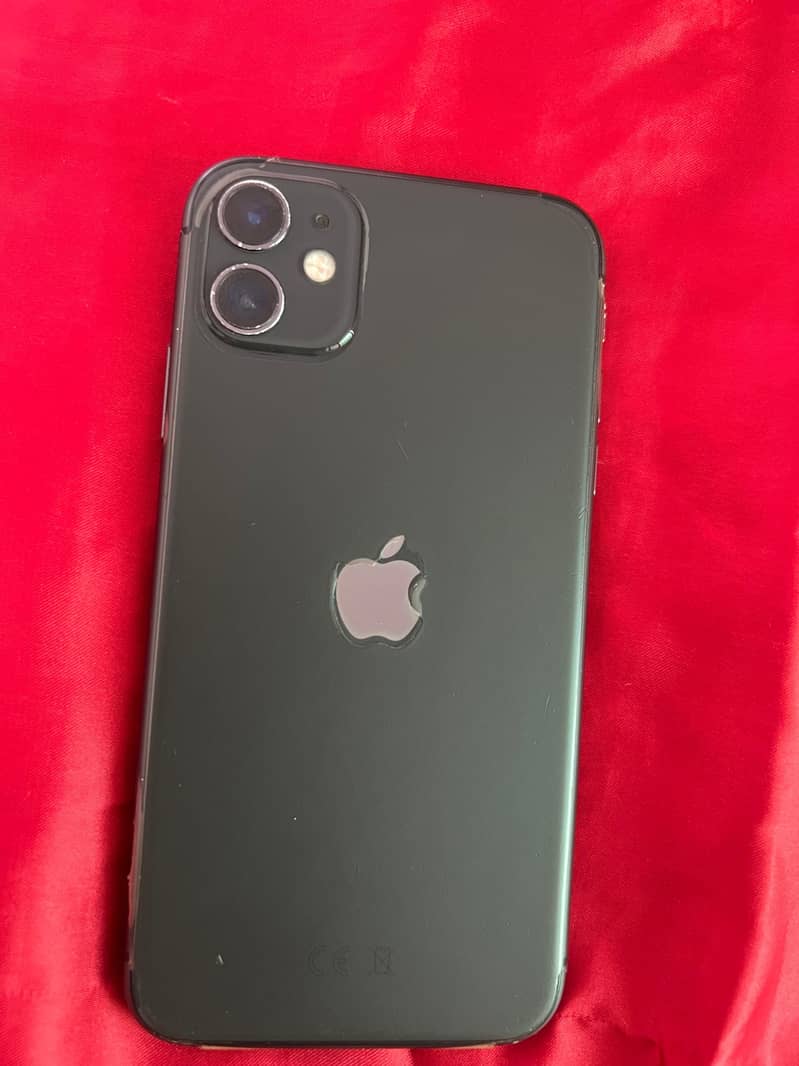 Apple iPhone 11 4