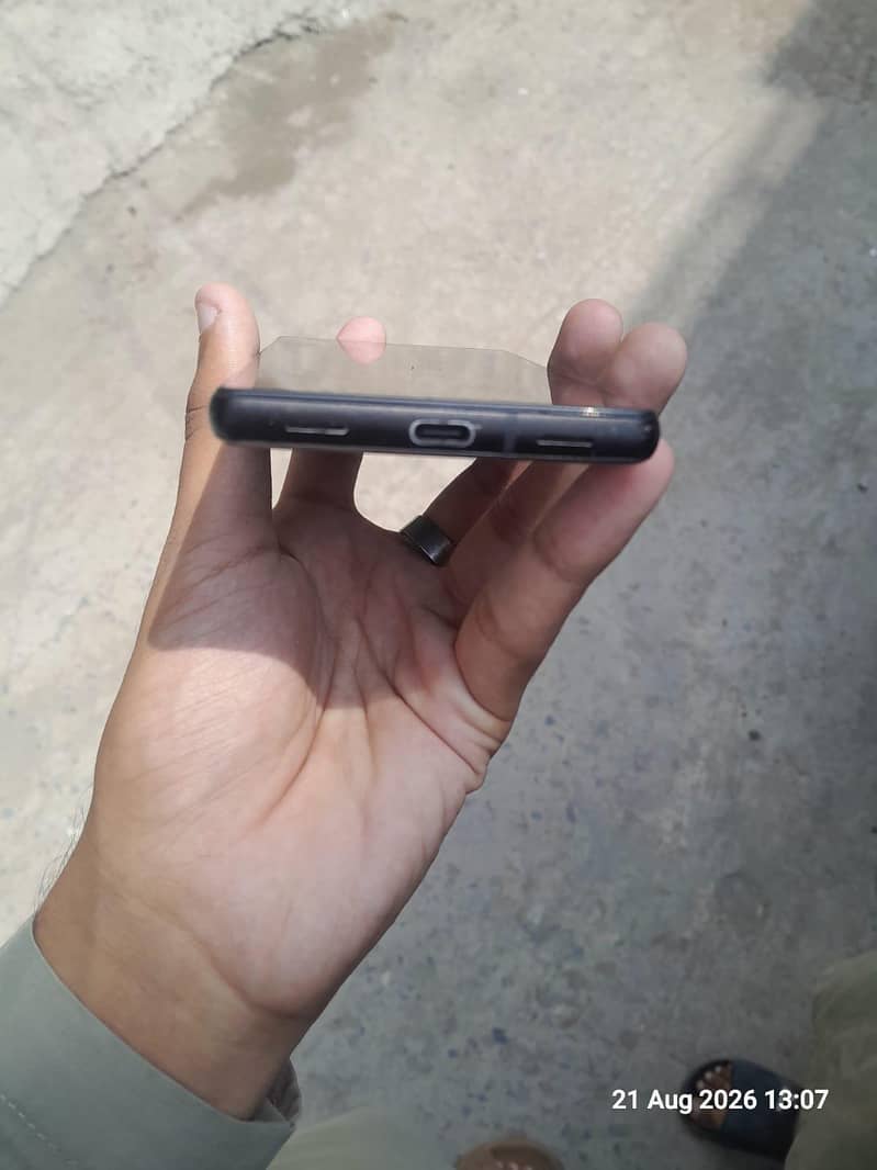 Google Pixel 6a 4