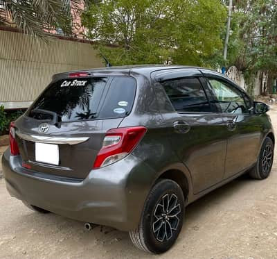 Toyota Vitz 2014