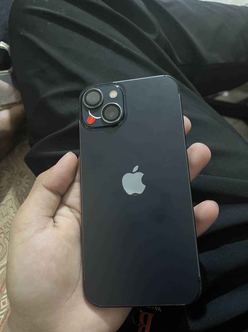 Apple iPhone 13 10