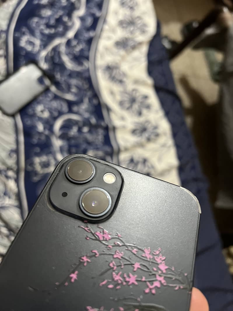 iPhone 13 7