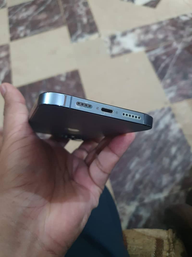 Apple iPhone 13 Pro Max 3