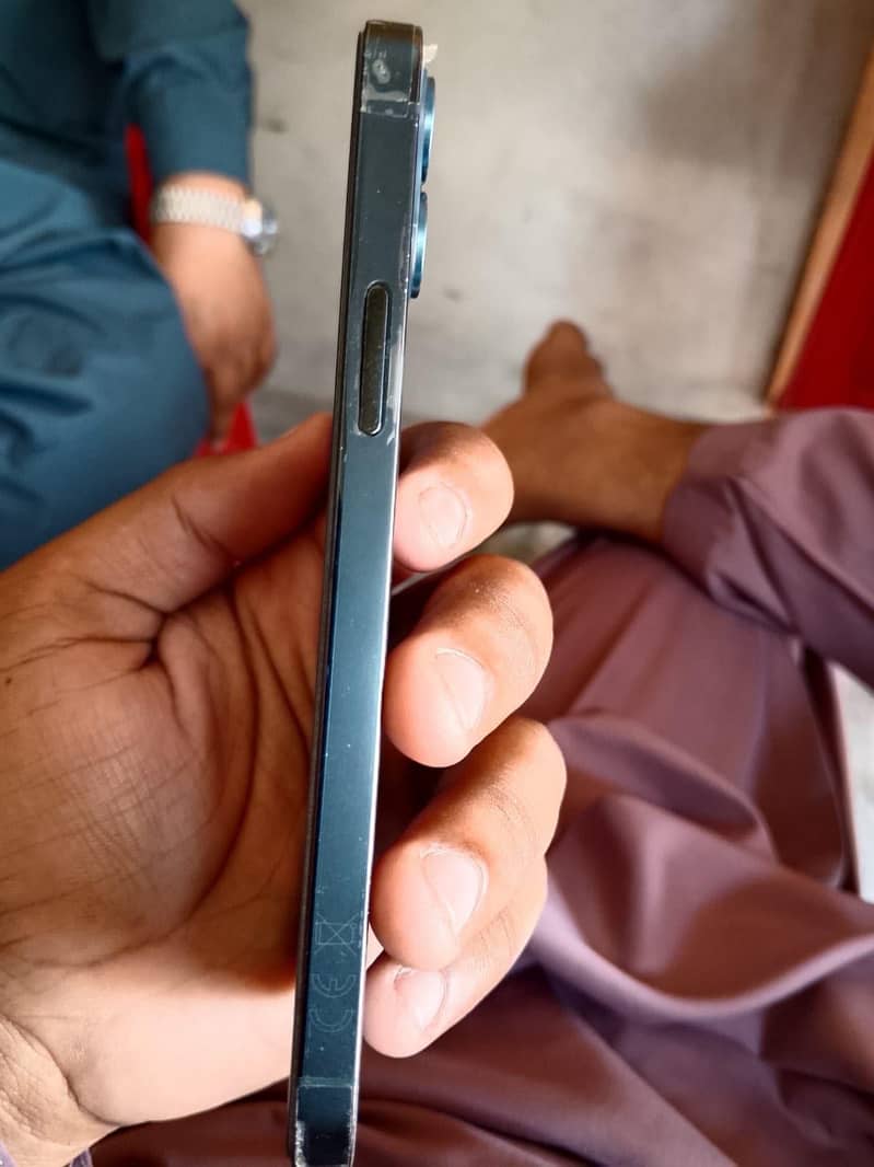 IPhone12 pro 4