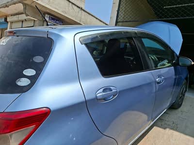 Toyota Vitz 2011