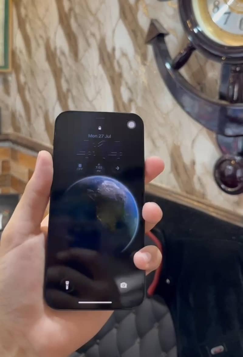 Apple iPhone 12 2