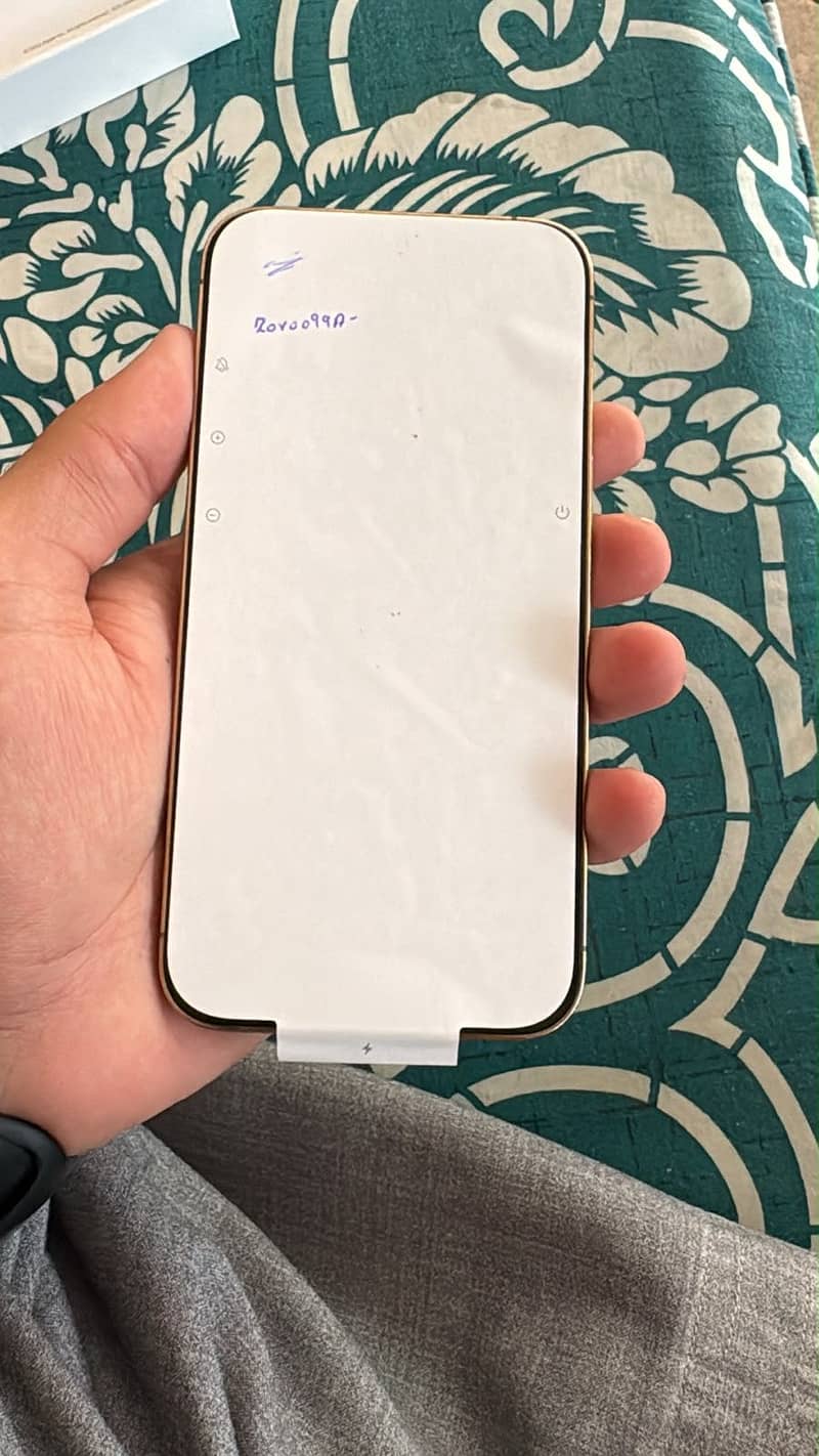 Apple iPhone 13 Pro 2
