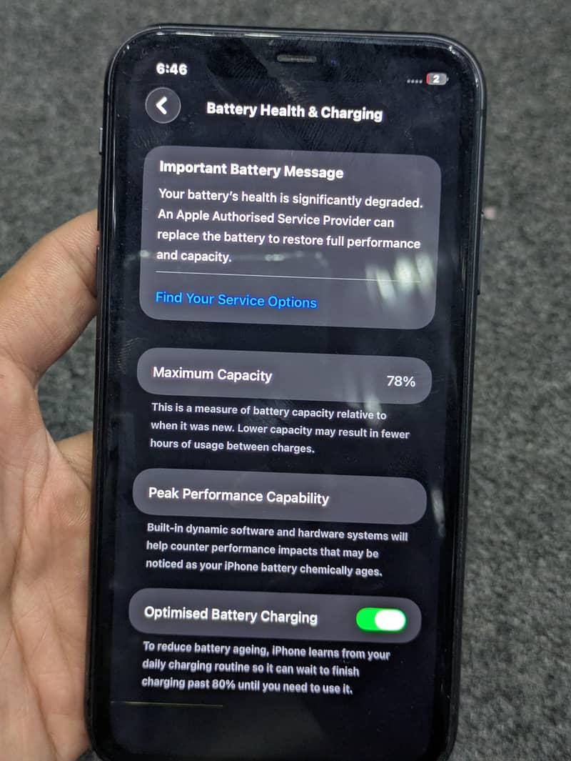 Apple iPhone 11. 3
