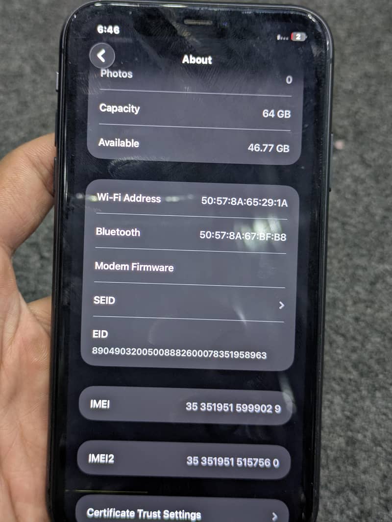 Apple iPhone 11. 4