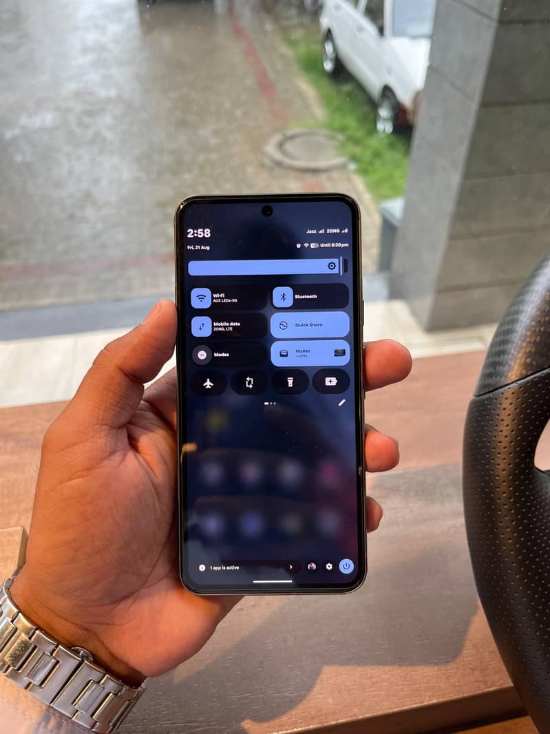 Google Pixel 8 3