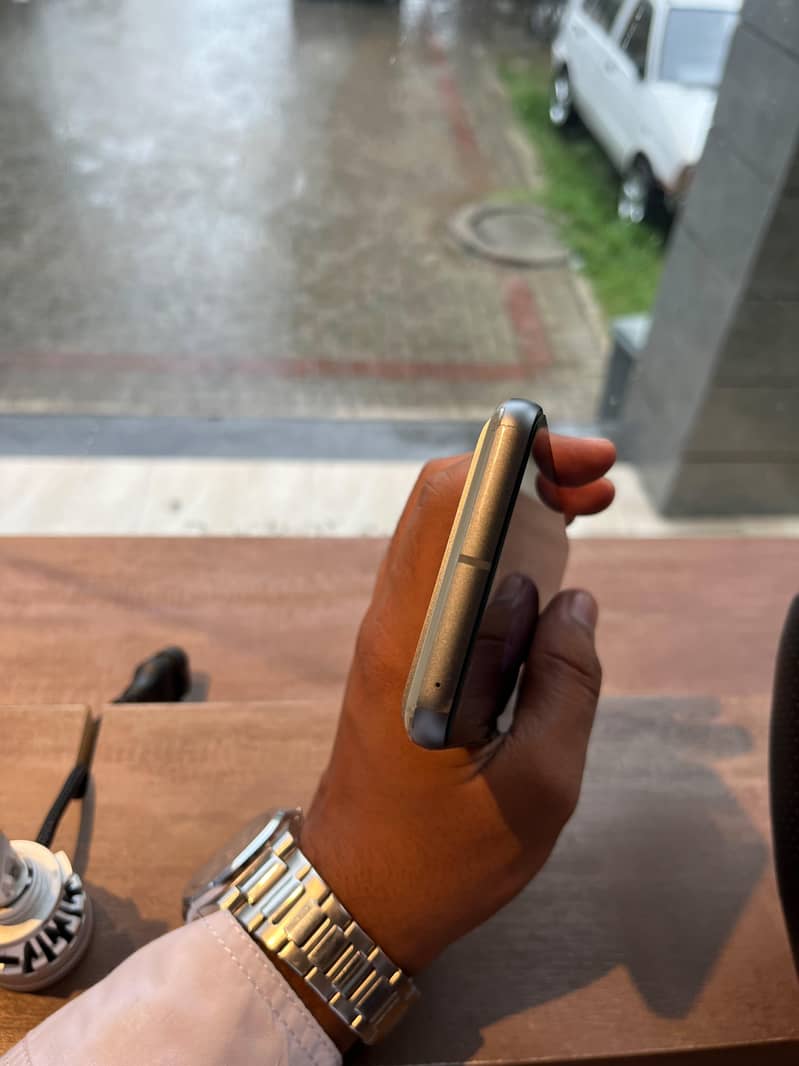 Google Pixel 8 7