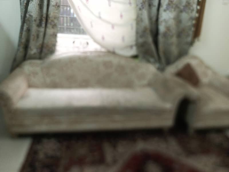 durable sofa 0