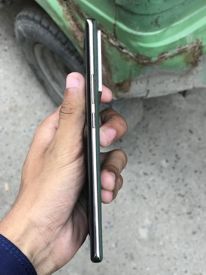 Infinix Note 40 Pro 1