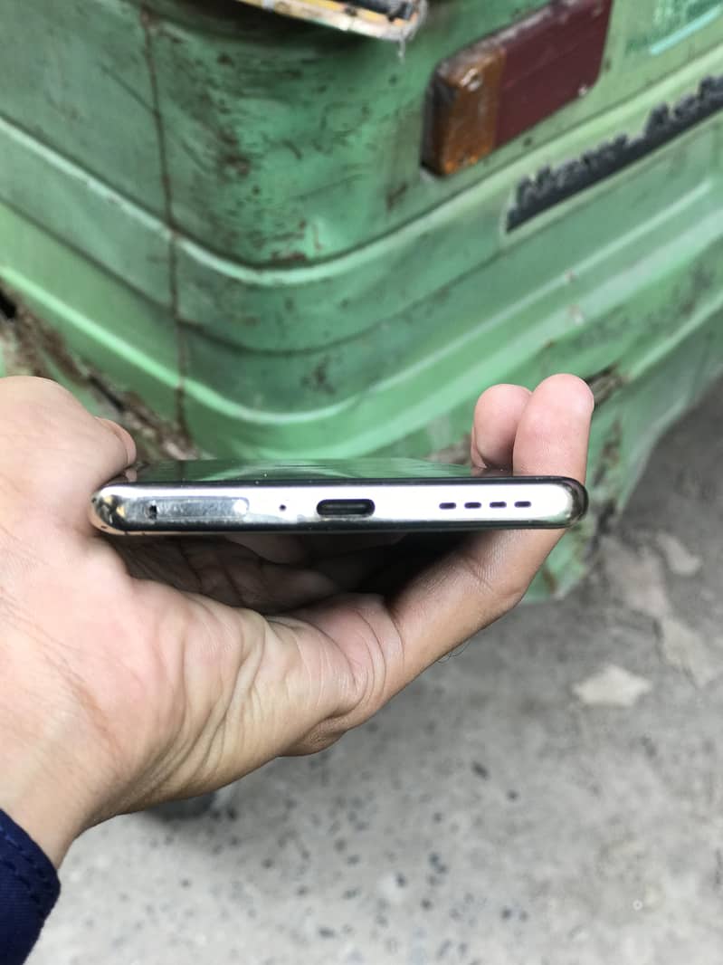 Infinix Note 40 Pro 2