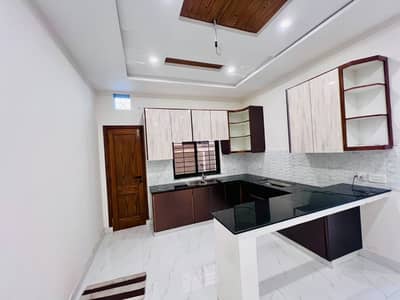 10 Marla double story full house for rent in lda avenue 1