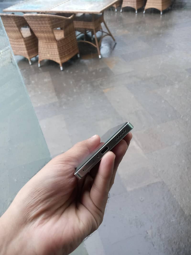 Tecno CAMON 30 Pro 4