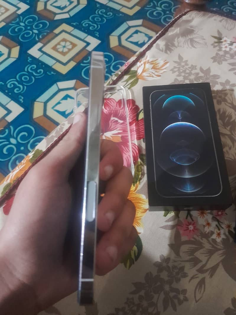 Apple iPhone 12 Pro 5