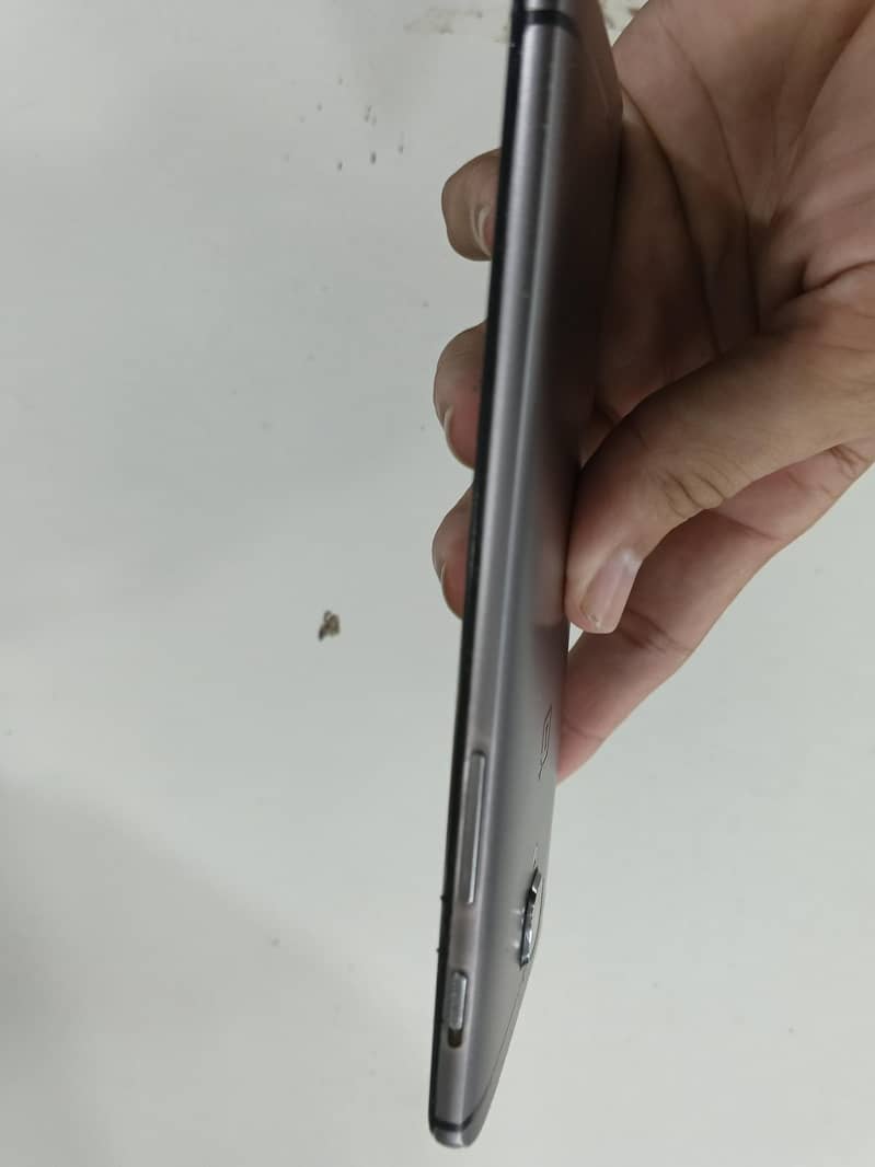 One Plus 3T 1
