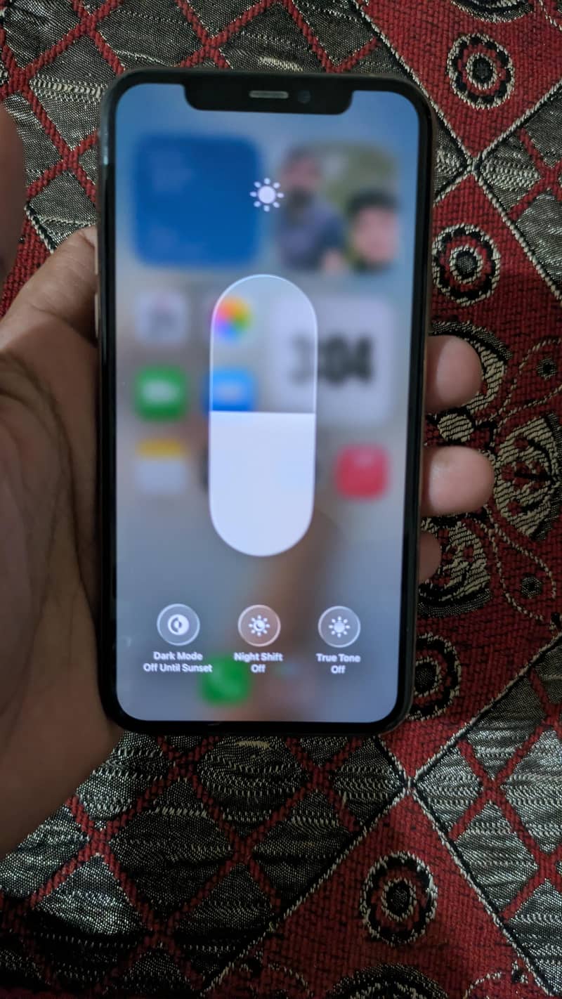 Apple iPhone 11 Pro 2