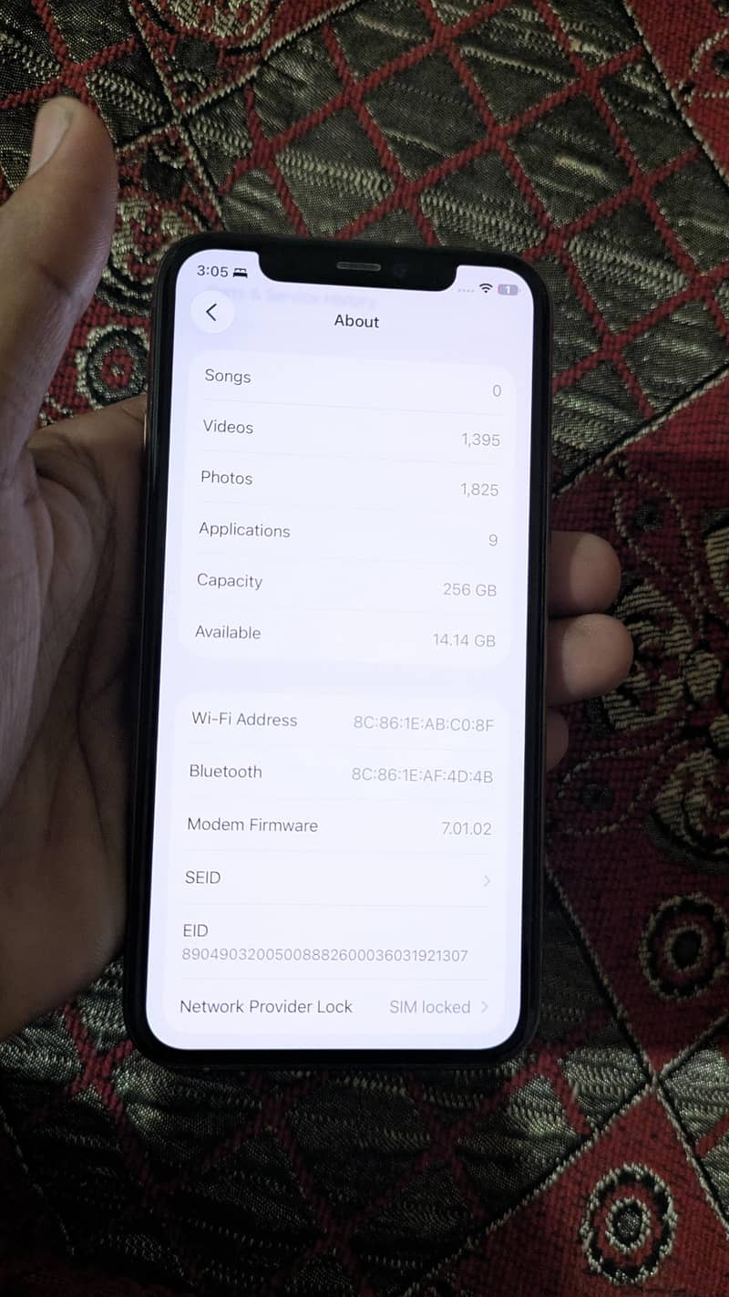 Apple iPhone 11 Pro 4