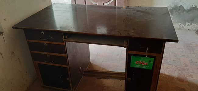 office / study table for sale