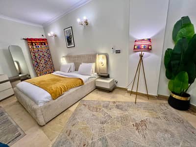 Per day one bedroom available for rent in e11 Islamabad