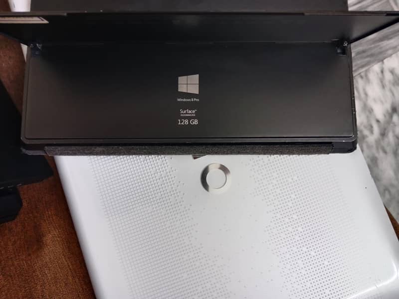 Microsoft Surface Pro core i5 4th generation Touch & Type 1