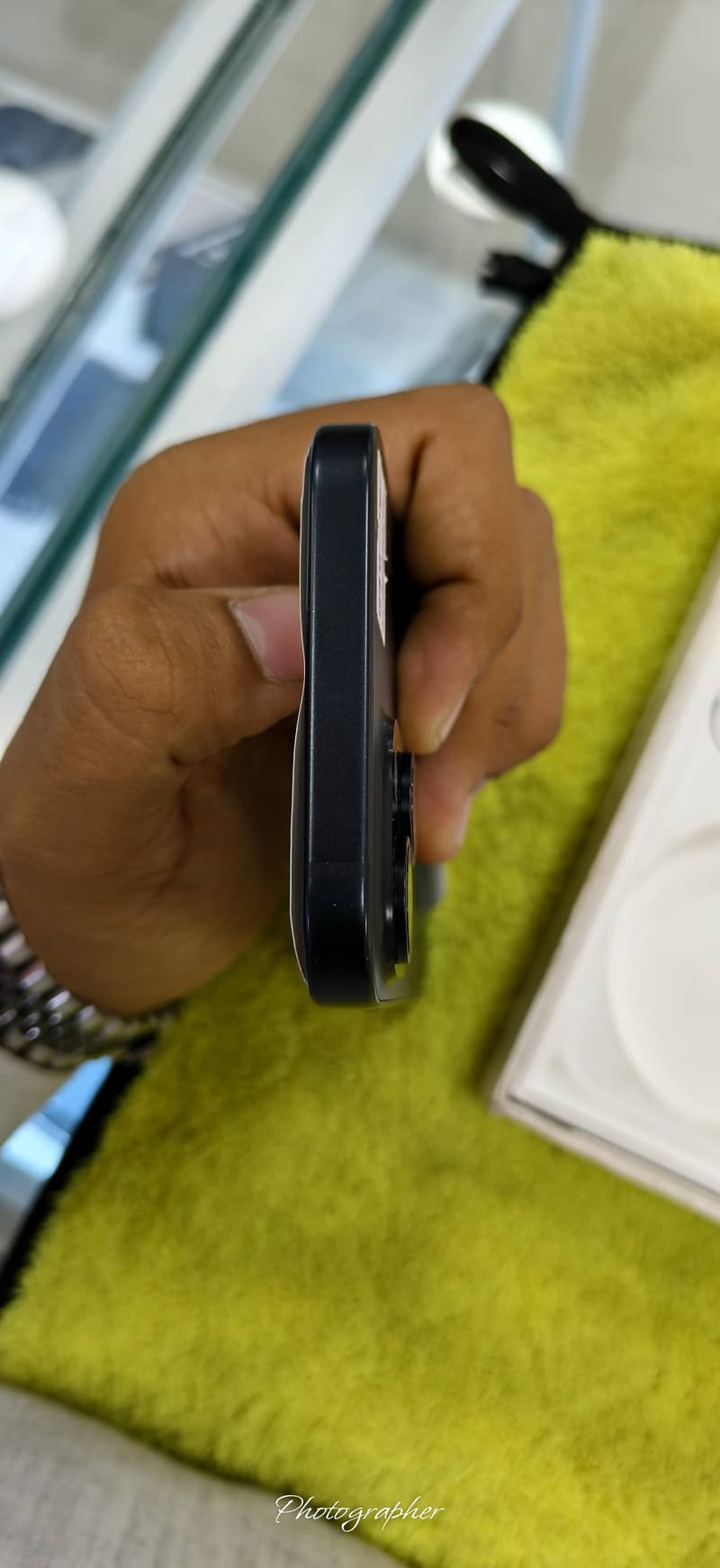 Apple iPhone 15 4