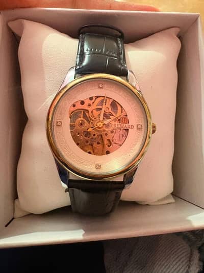 reward fully automatic watch