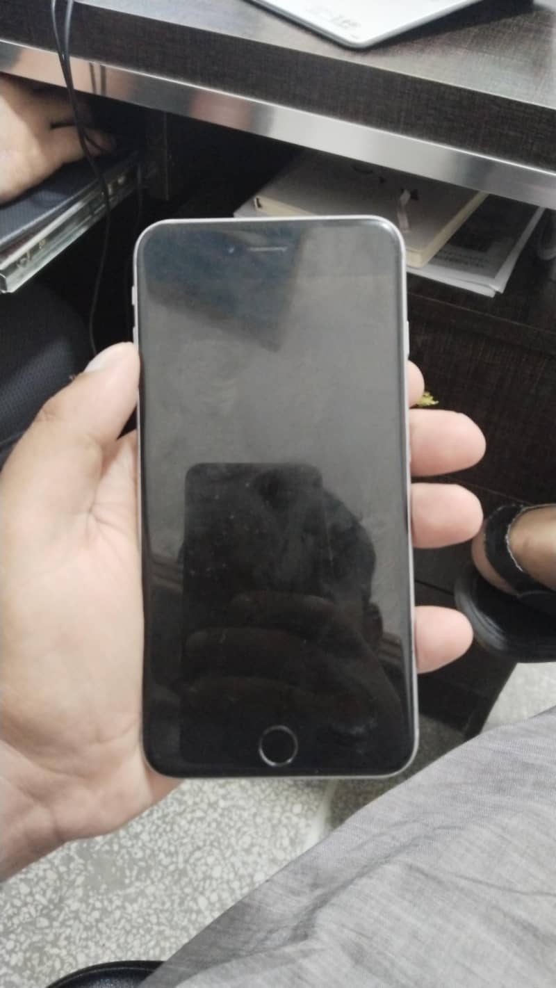 Apple iPhone 6 0