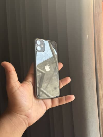 Iphone 11 dual sim pta approved 128gb mint