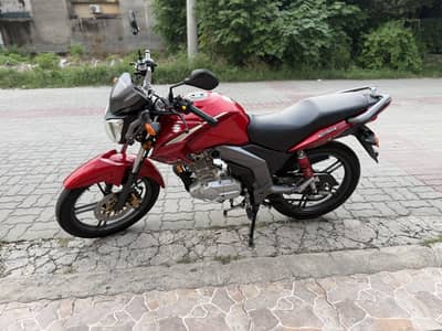 SUZUKI GSX 125