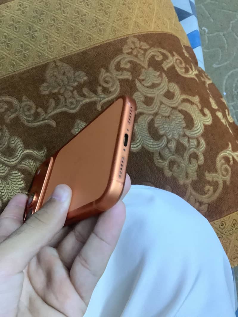 Apple iPhone 17 Pro Max 2