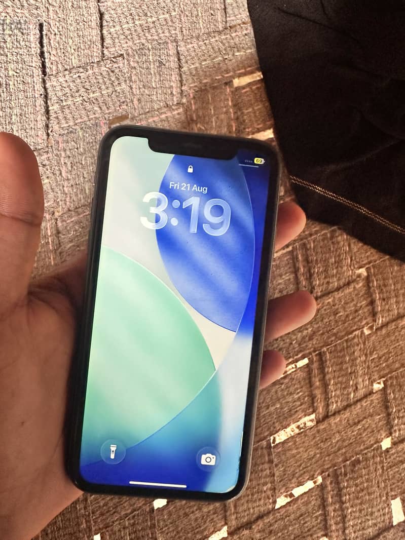 Apple iPhone 11 8