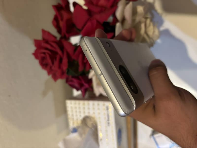 Google Pixel 7 5
