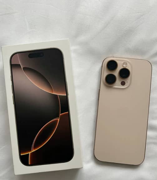 Apple iPhone 16 Pro 0