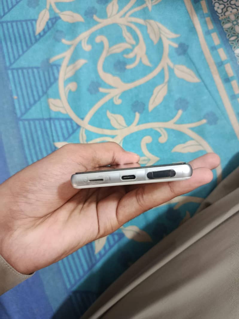 Google Pixel 7a 6