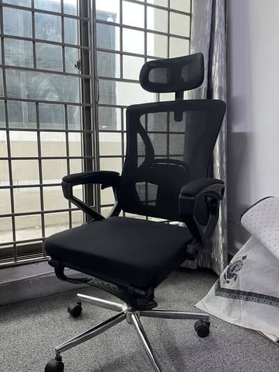Mesh chair