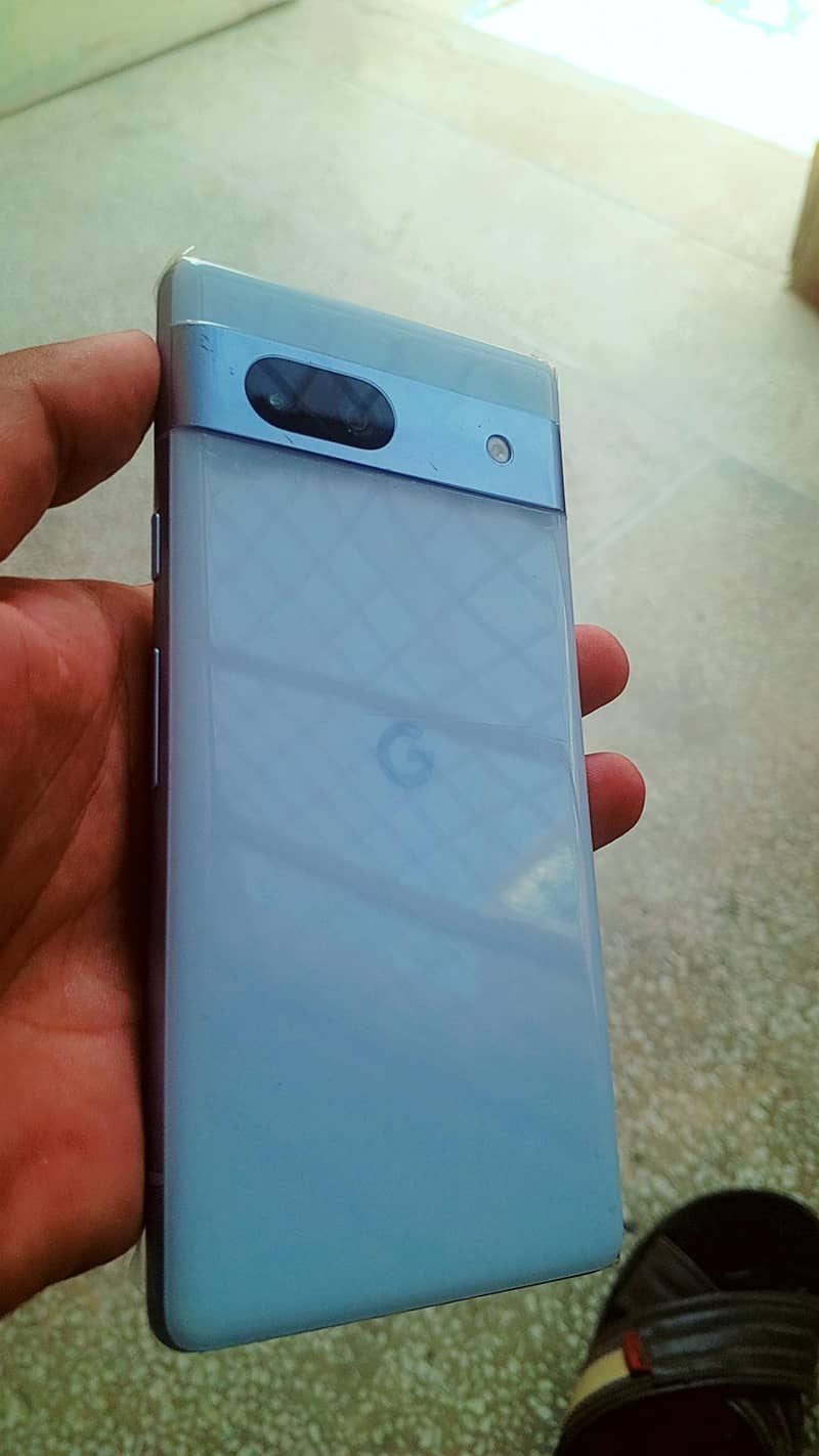 Google Pixel 7a 4