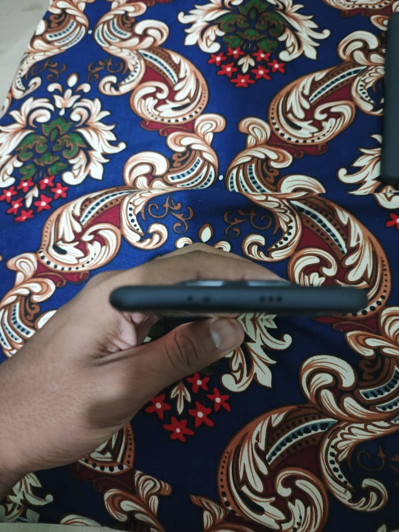 Xiaomi Redmi note 15 3