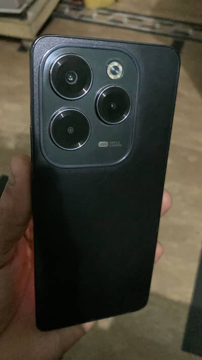 Infinix hot 40pro 03044519240