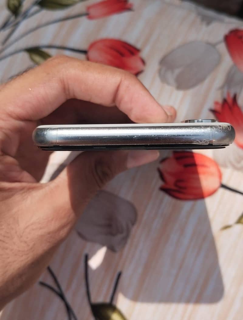 Apple iPhone X 0